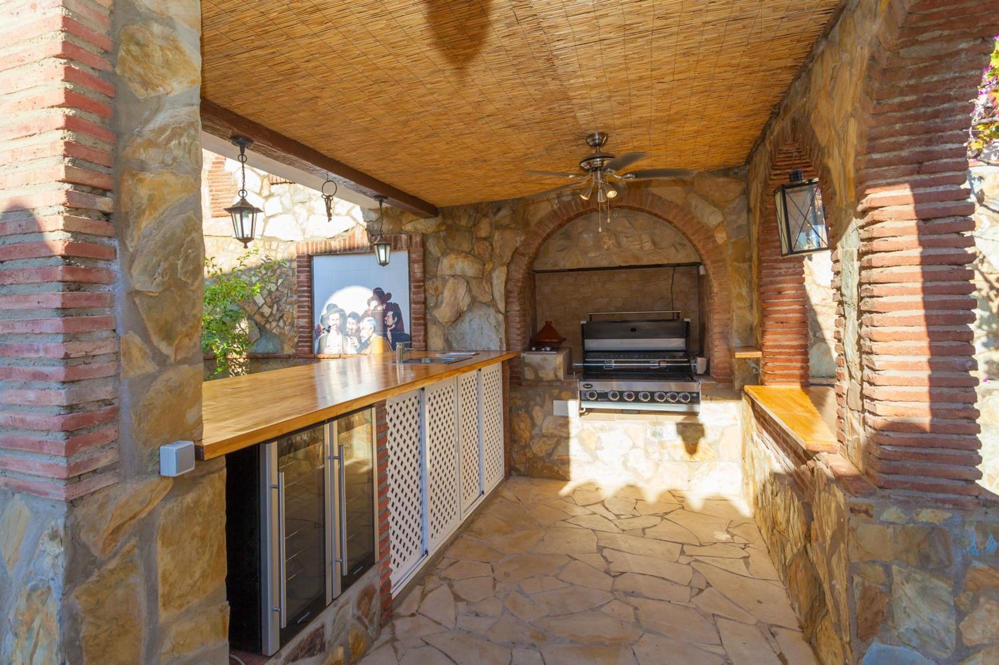 Summer Offers! Fabulous Luxury Villa Near The Beach Sleeps 8 Бенальмадена Екстер'єр фото