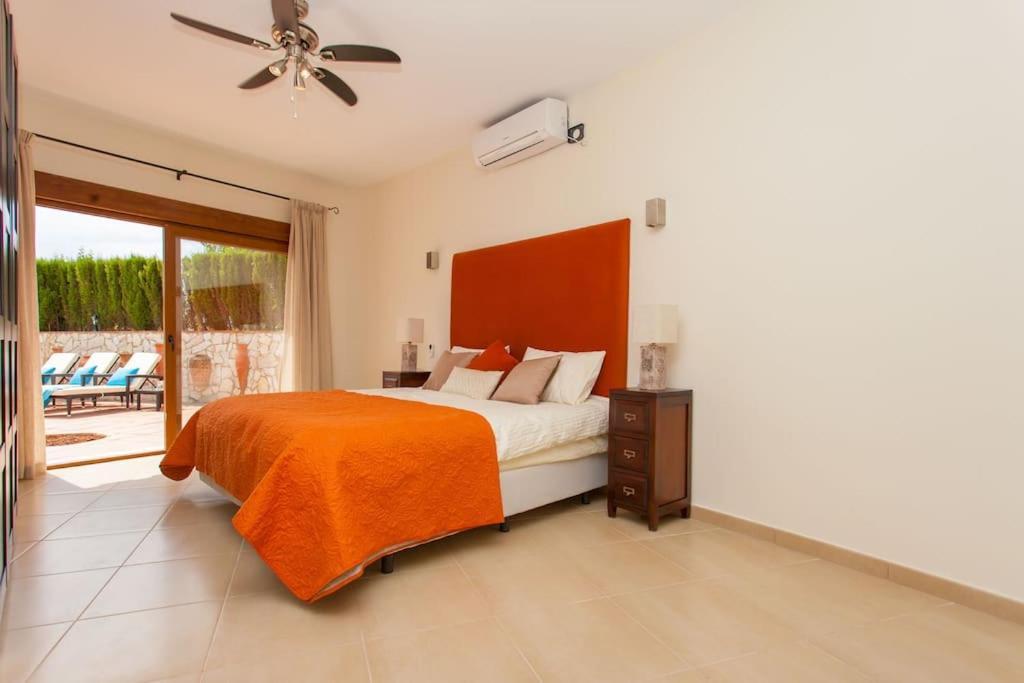Summer Offers! Fabulous Luxury Villa Near The Beach Sleeps 8 Бенальмадена Екстер'єр фото